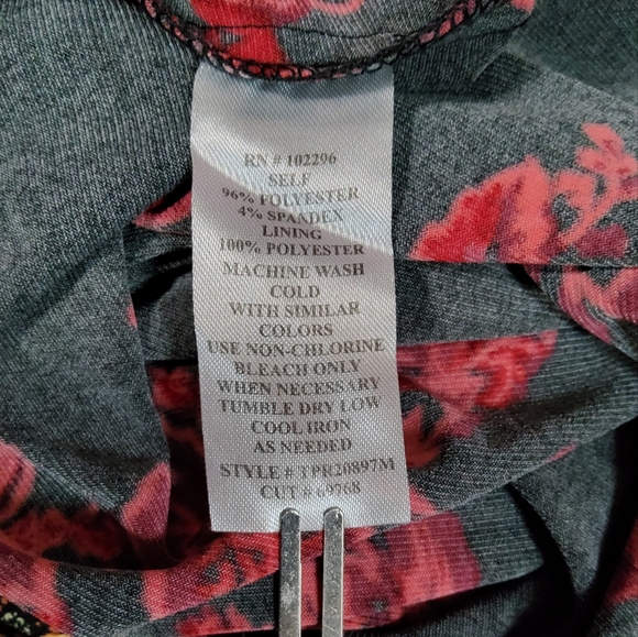 Connected Apparel Stretch Black/Burgundy/Red Long Flare Sleeve Shift Dress Sz 12 - Picture 7 of 10